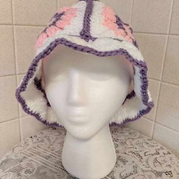 NEW! Hand Crochet Granny Square Hips;ie Boho Bucket Hat Retro Bonnet Easter - Picture 3 of 3